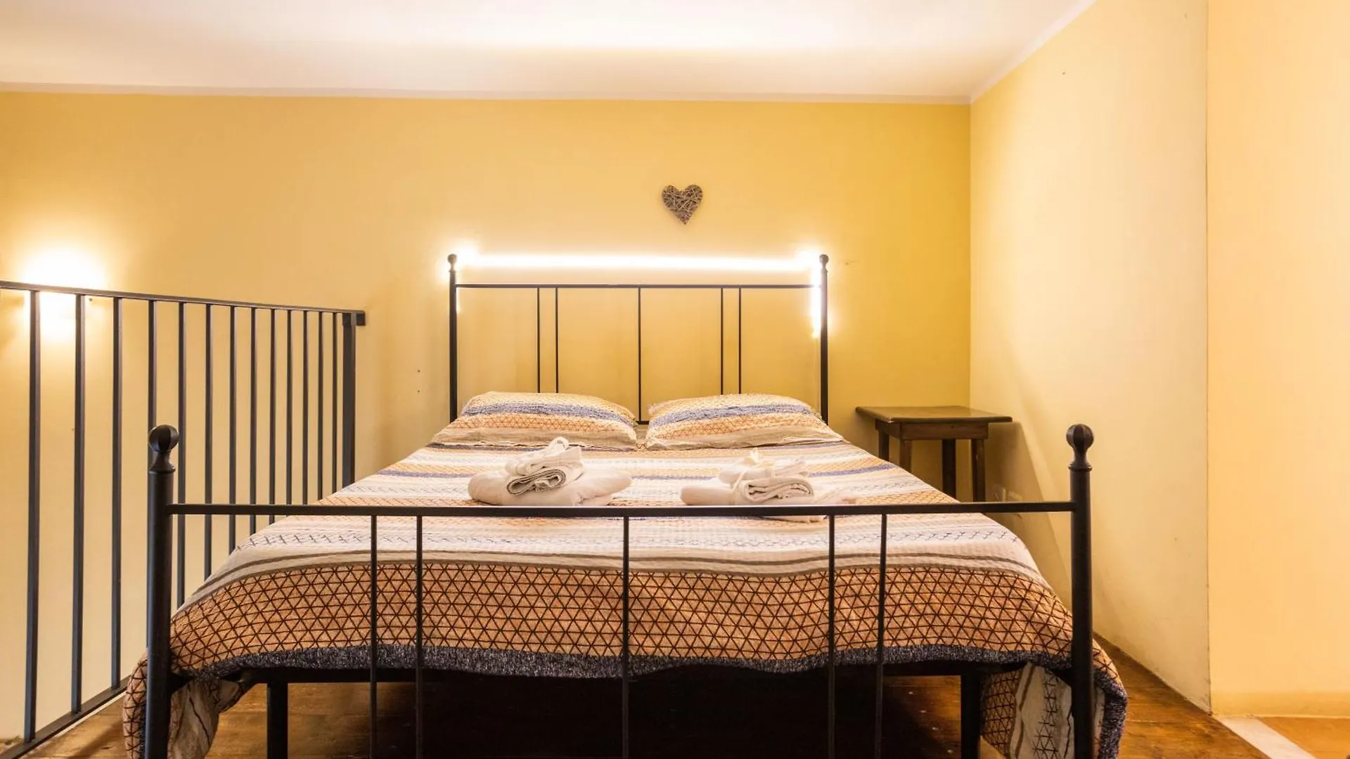 Hola House Allo Spasimo Palermo 0*,  Italy