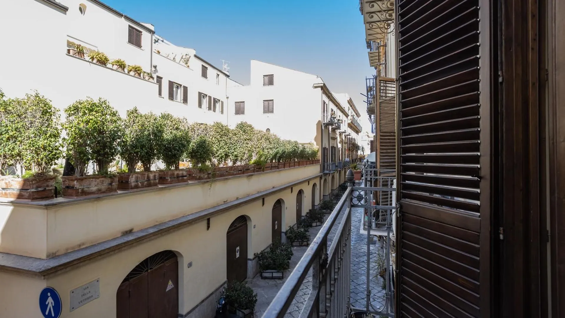 Apartment Hola House Allo Spasimo Palermo Italy
